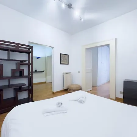 Maison Roseto Trevi Rome